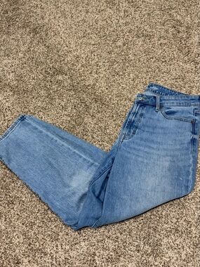Old Navy Women's Light Blue Straight Leg Jeans